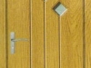 076